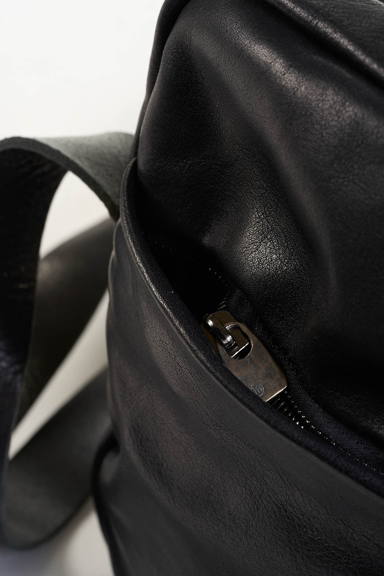 daniele basta leather and silver bags - DETAIL 2